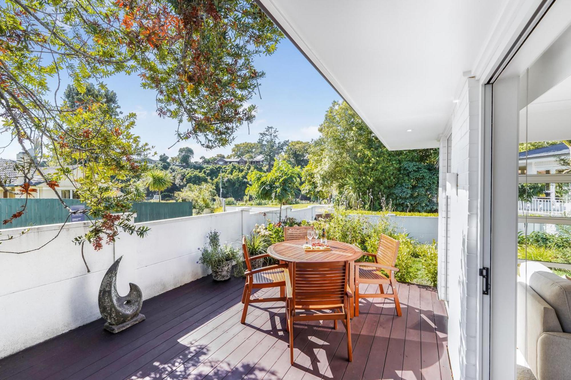 River View Retreat, Luxury & Central - By Kosh Bnb Hamilton Eksteriør bilde